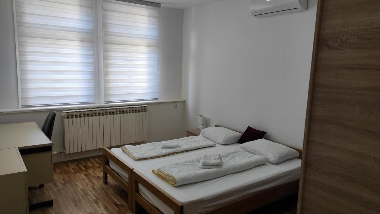 Apartment Mejtas - Center Of Сараєво Екстер'єр фото