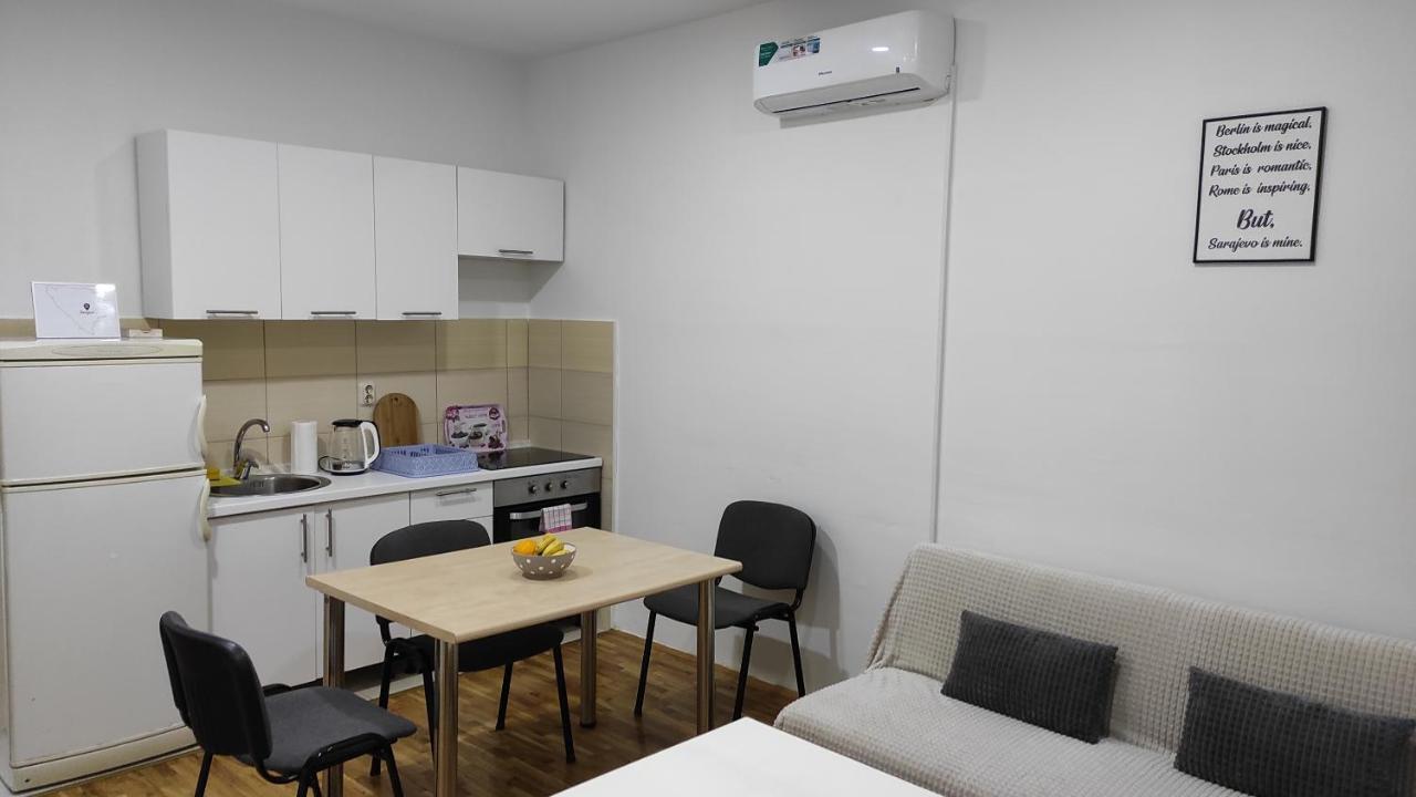 Apartment Mejtas - Center Of Сараєво Екстер'єр фото